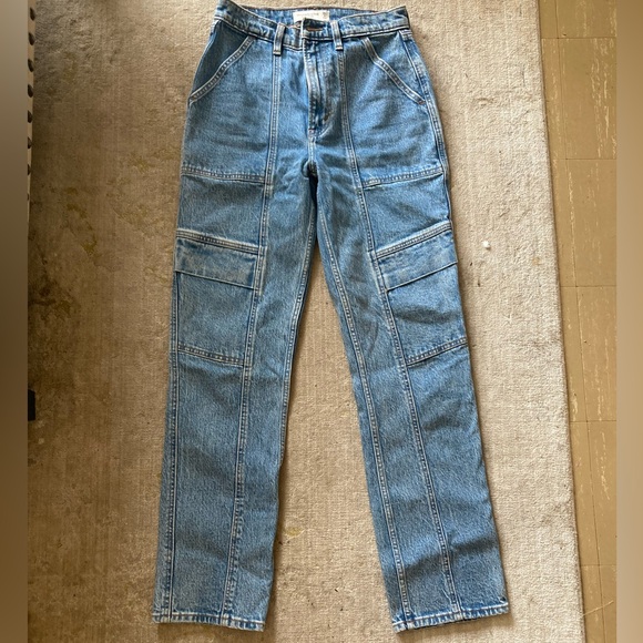 Abercrombie & Fitch Denim - Abercrombie Ultra High Rise 90’s Straight Leg Jean